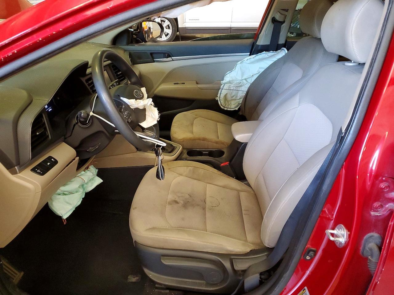 2020 Hyundai Elantra Se - Фото 7