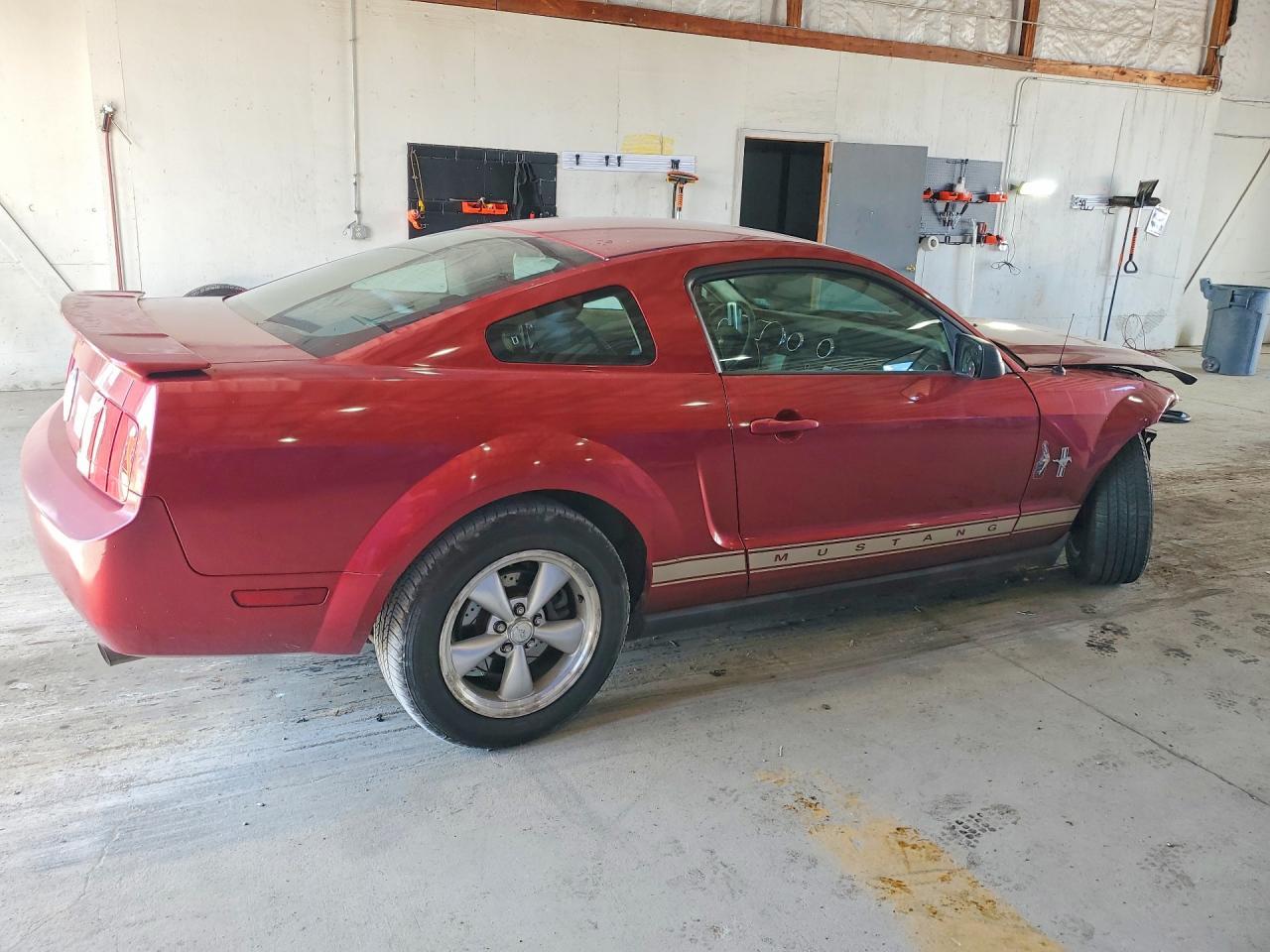 2007 Ford Mustang - Фото 3