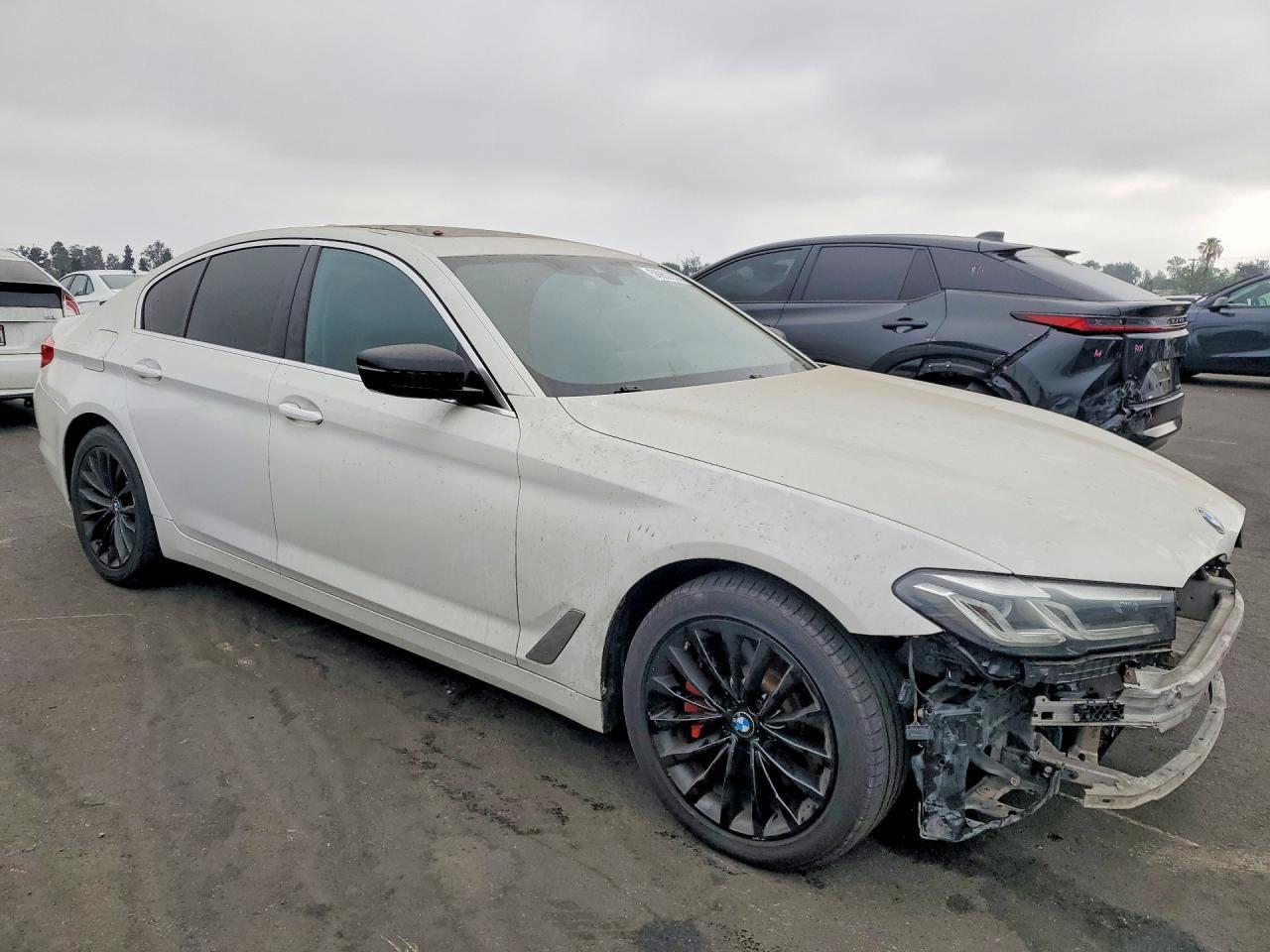 2021 BMW 530 I - Image 4