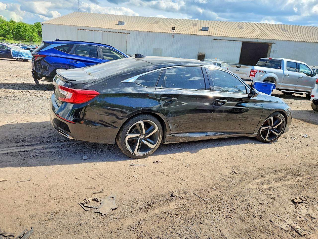 2021 Honda Accord - Image 3