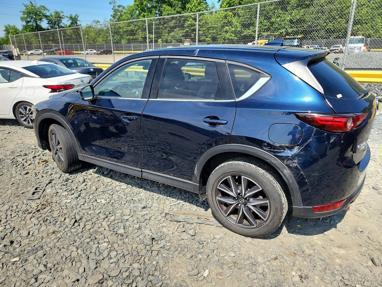 2017 Mazda Cx-5 Grand Touring - Фото 2