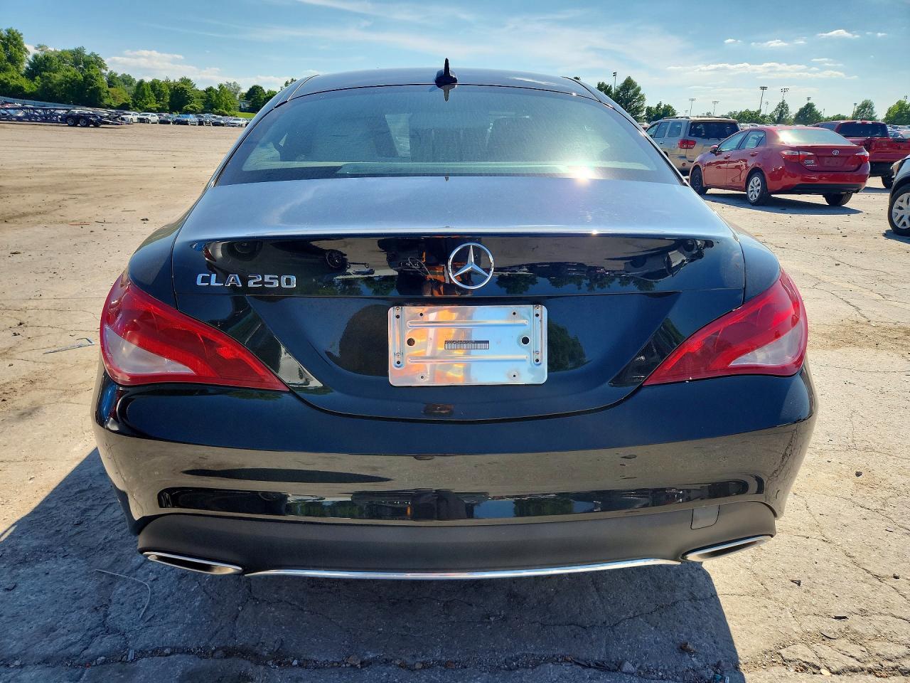 2017 Mercedes-Benz Cla 250 - Фото 6
