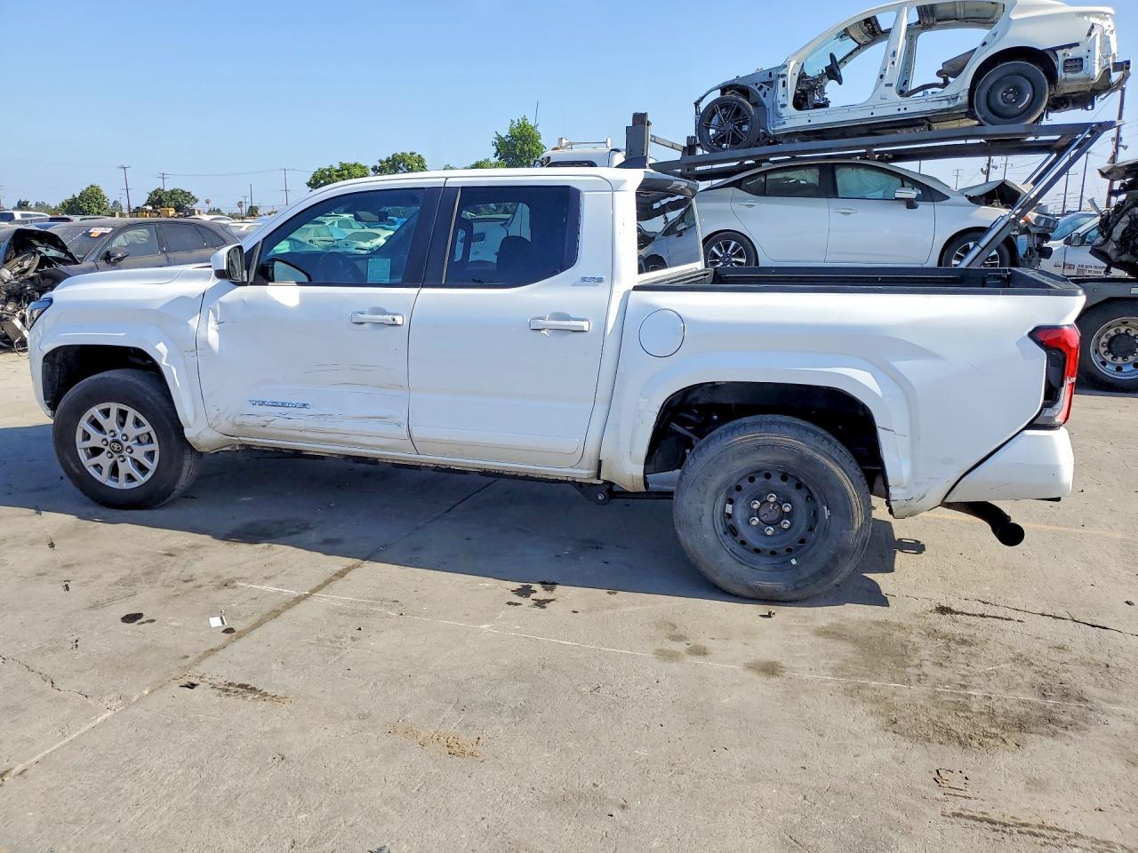 2025 Toyota Tacoma Sr5 - Фото 2