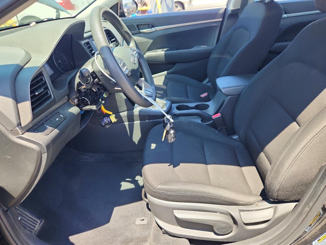 2020 Hyundai Elantra Se - Image 7