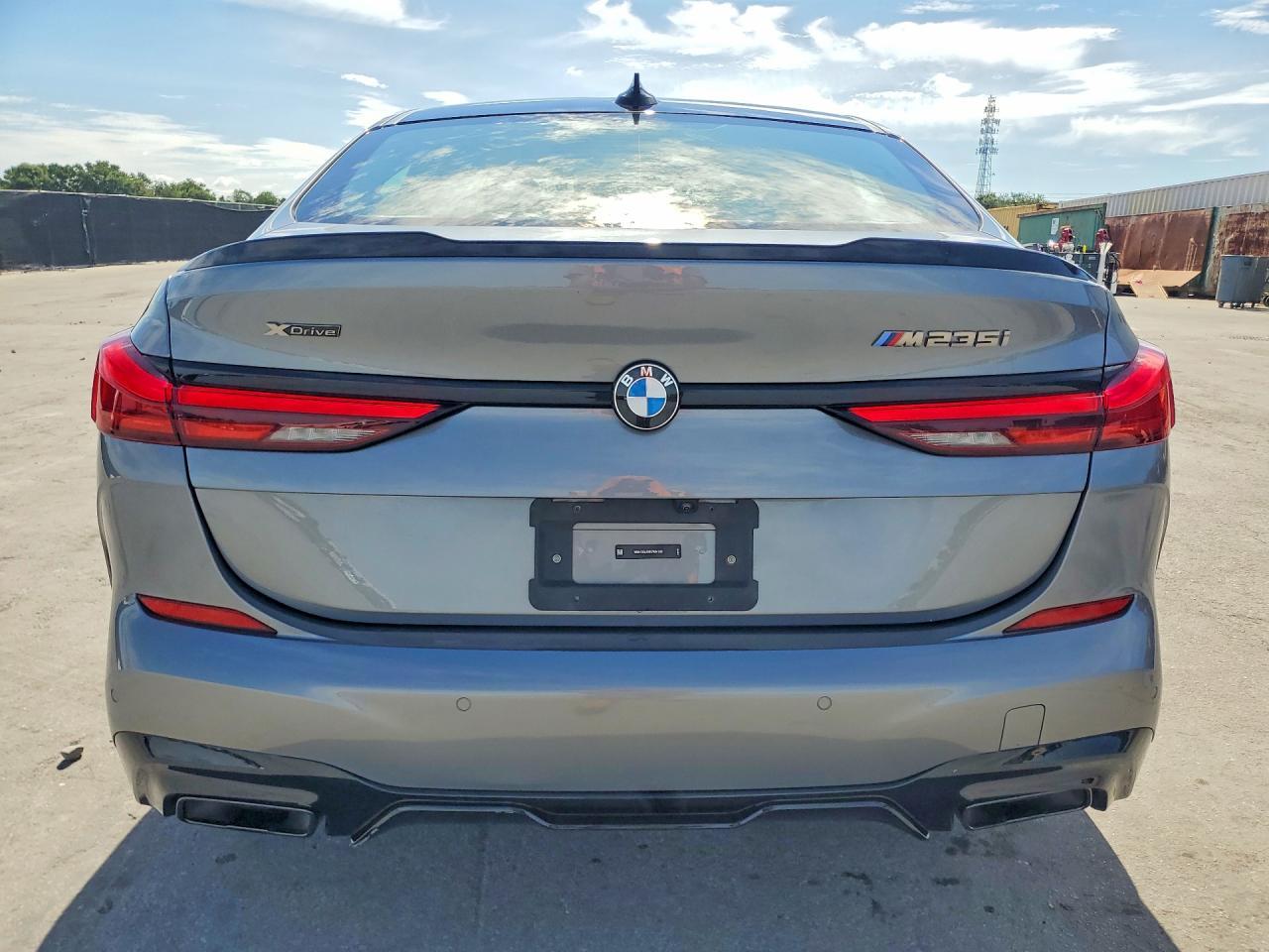 2024 BMW M235Xi - Фото 6