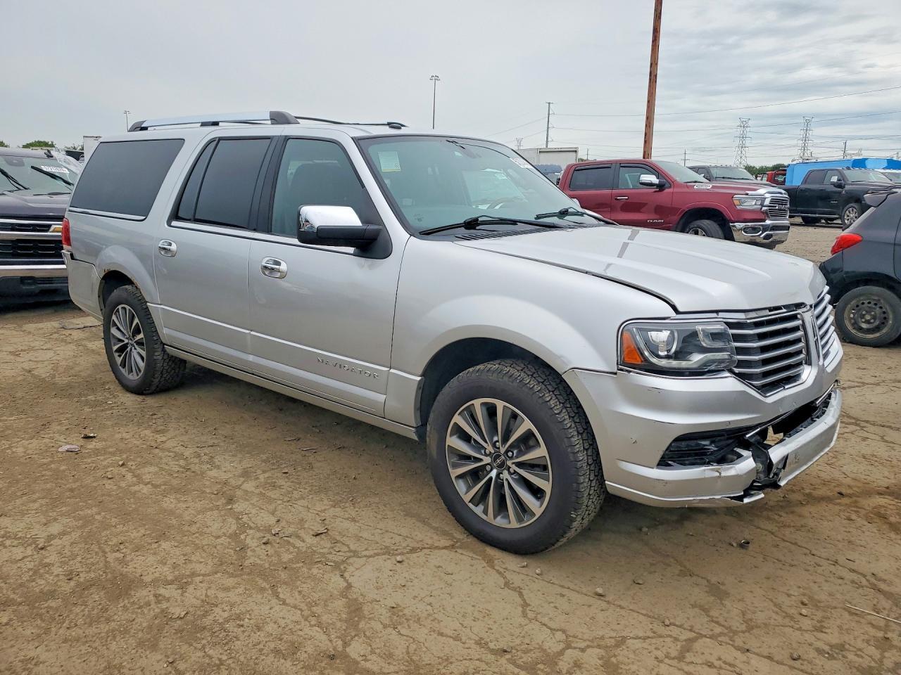 2017 Lincoln Navigator L Select - Image 4