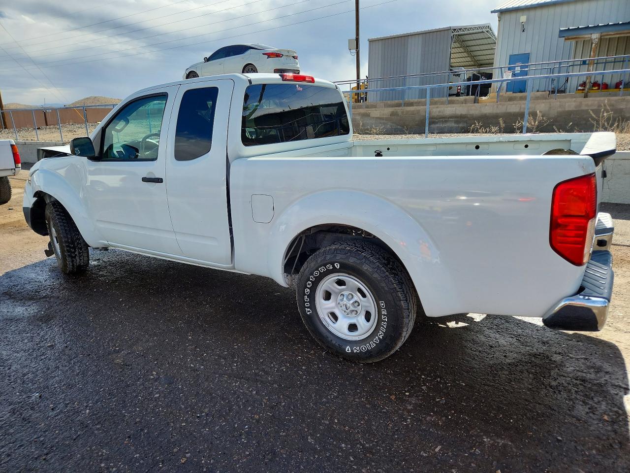 2016 Nissan Frontier S - Фото 2