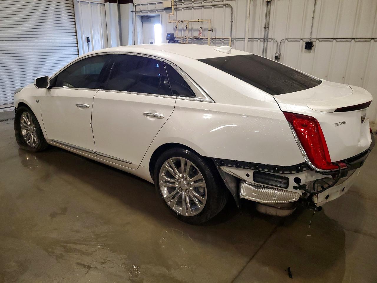 2019 Cadillac Xts Luxury - Image 2