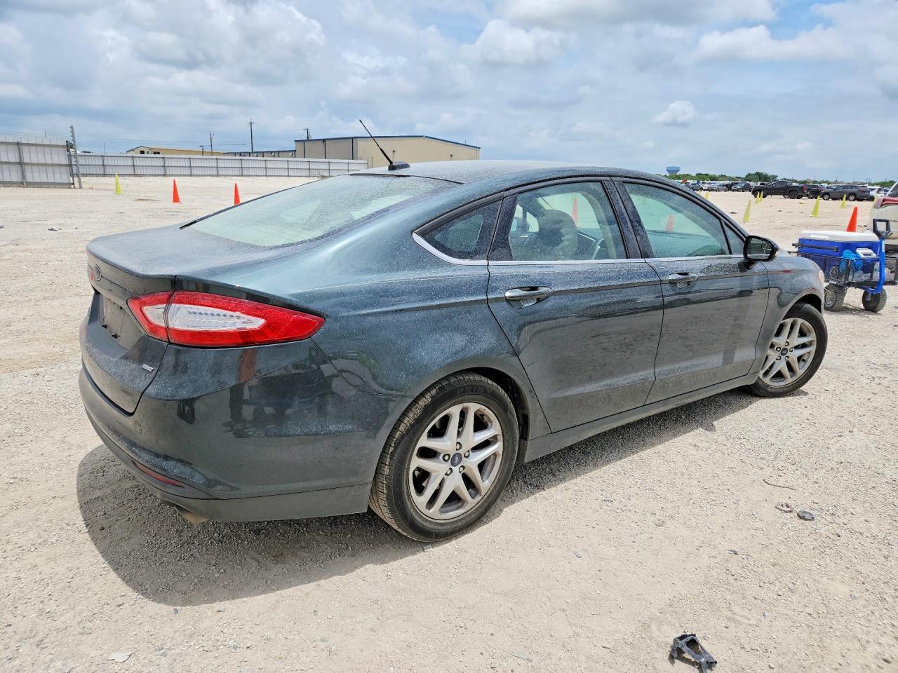 2015 Ford Fusion Se - Image 3