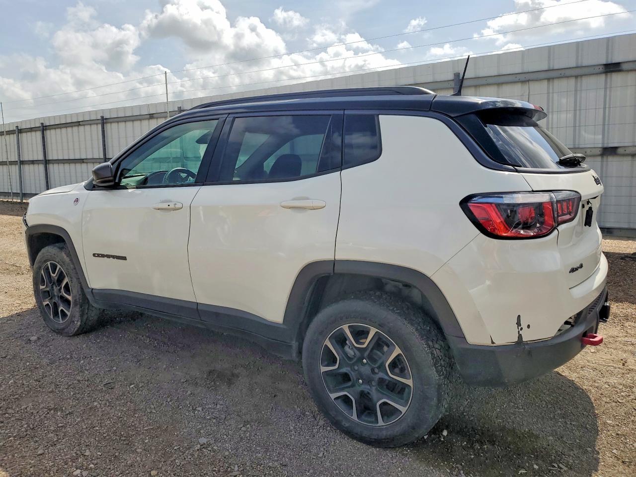 2019 Jeep Compass Trailhawk - Фото 2