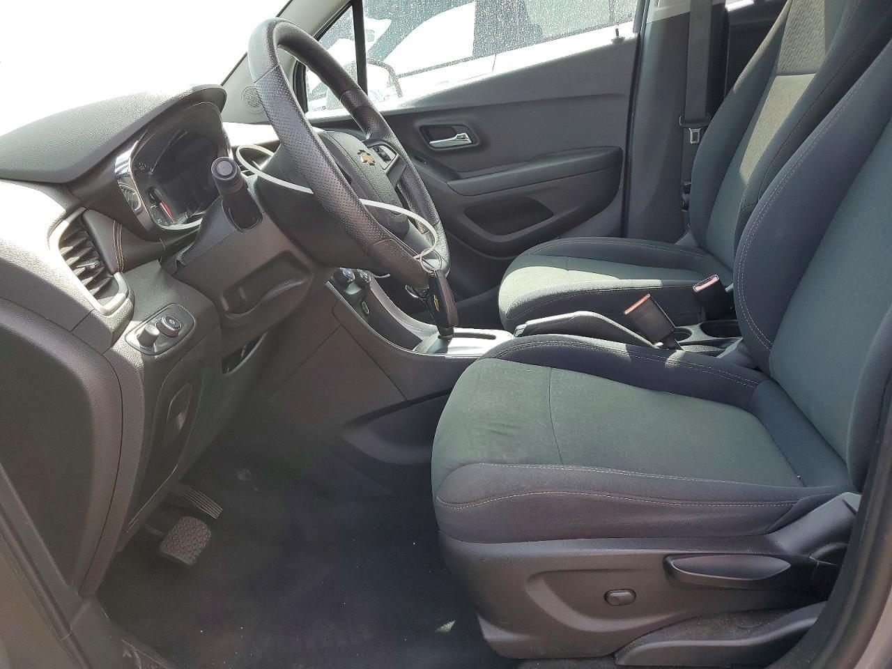 2020 Chevrolet Trax Ls - Image 7