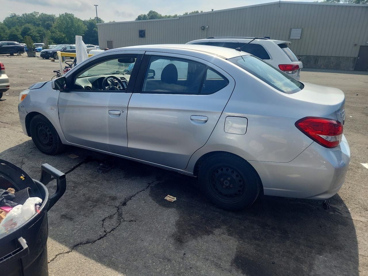 2017 Mitsubishi Mirage G4 Es - Image 2