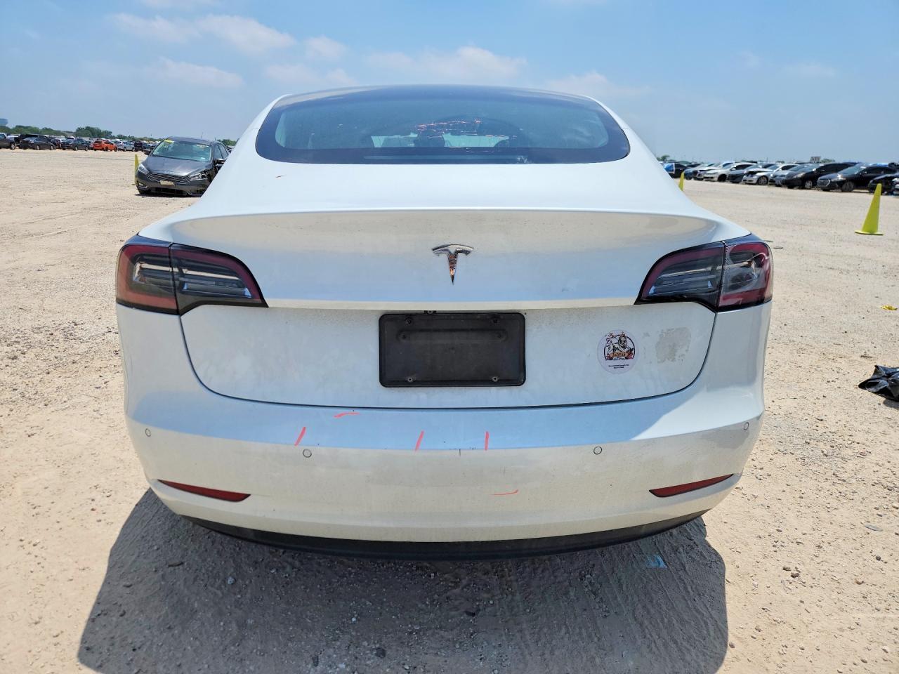 2020 Tesla Model 3 - Фото 6