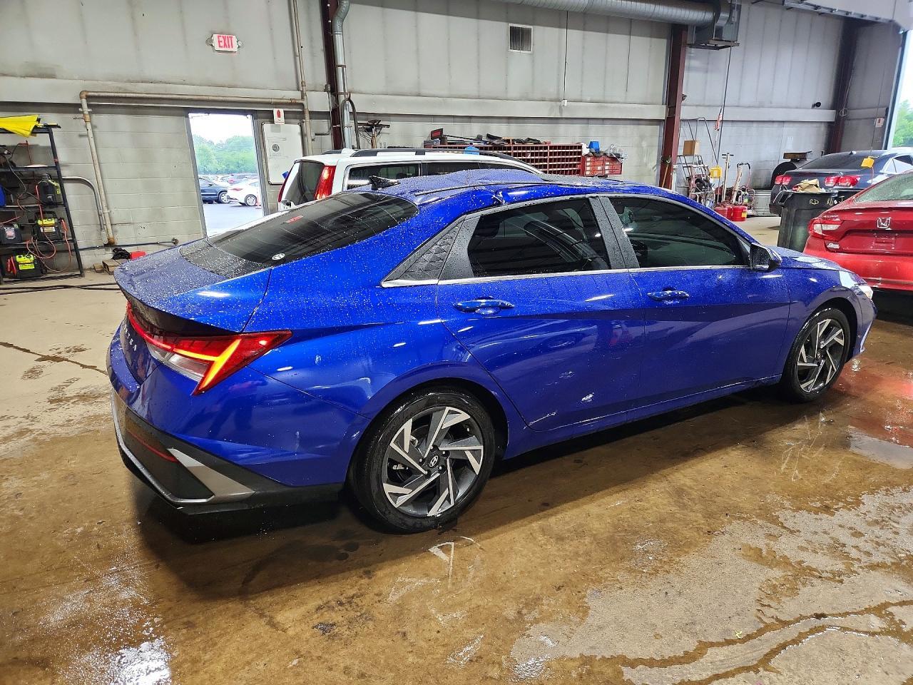2024 Hyundai Elantra Sel - Фото 3