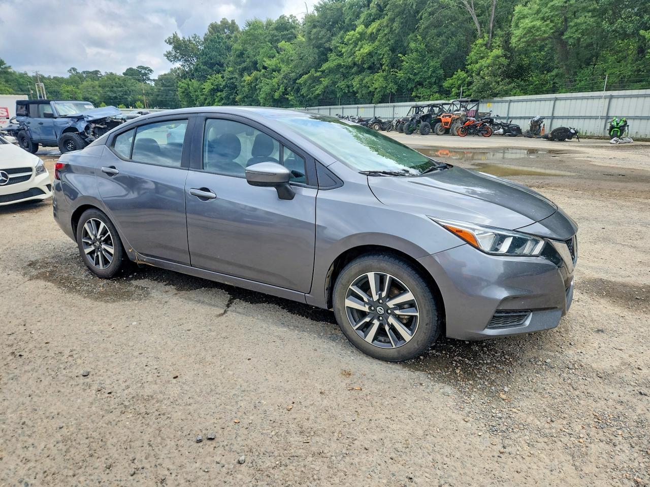 2020 Nissan Versa Sv - Фото 4