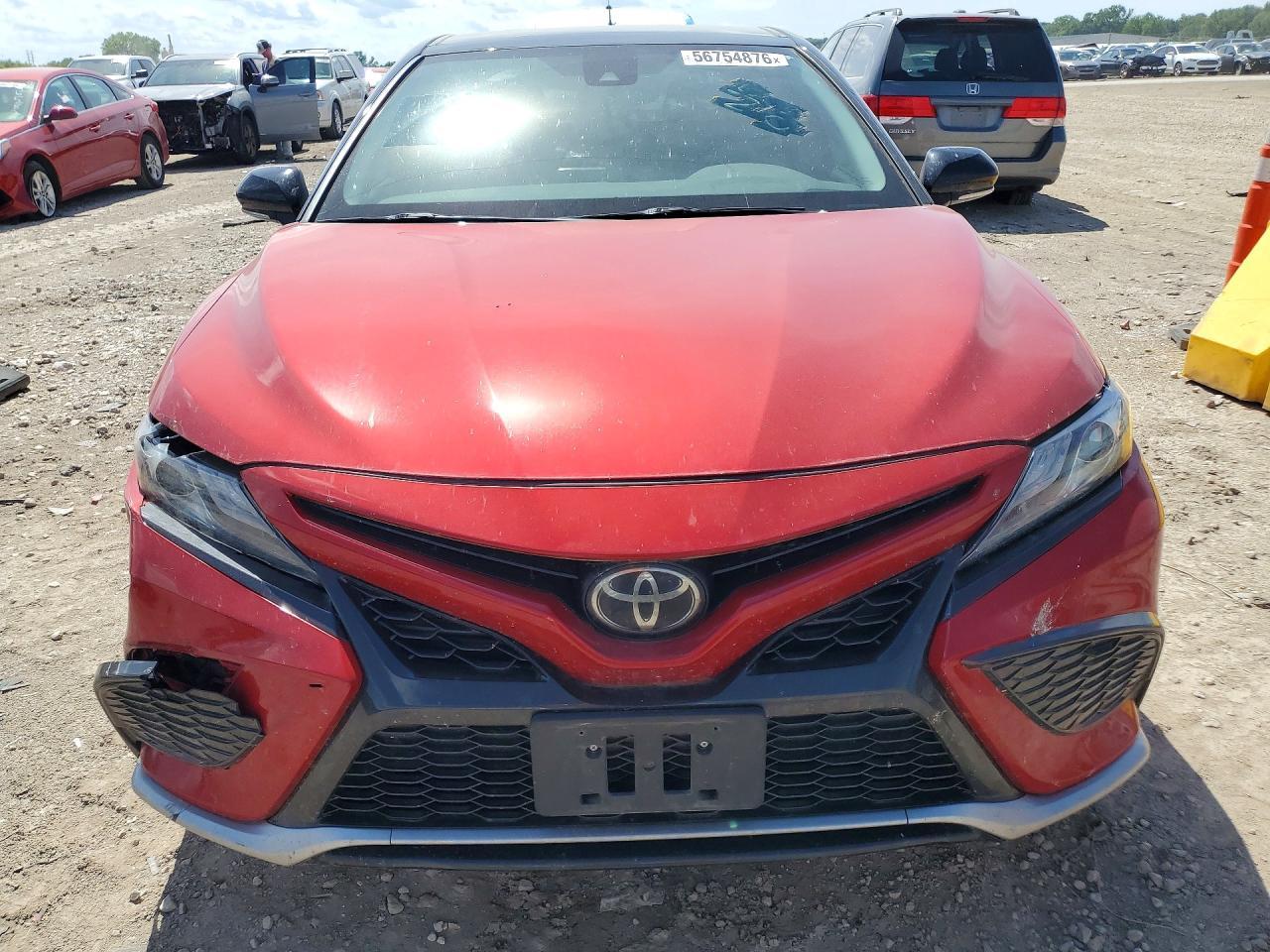2022 Toyota Camry Xse - Image 5