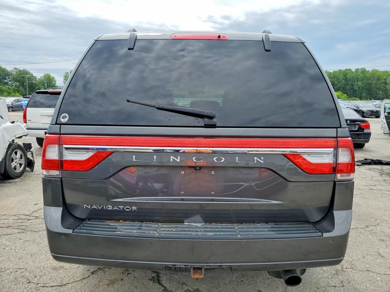 2017 Lincoln Navigator Select - Фото 6