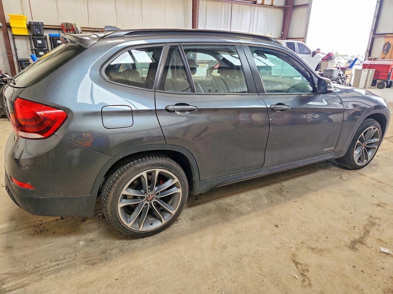 2015 BMW X1 xDrive28I - Фото 3