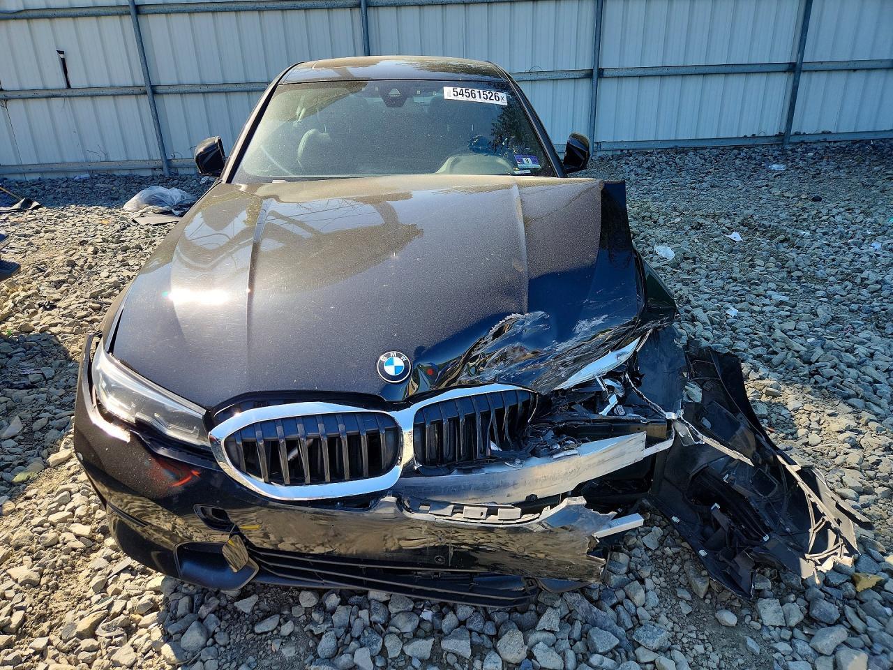 2019 BMW 330Xi - Image 5