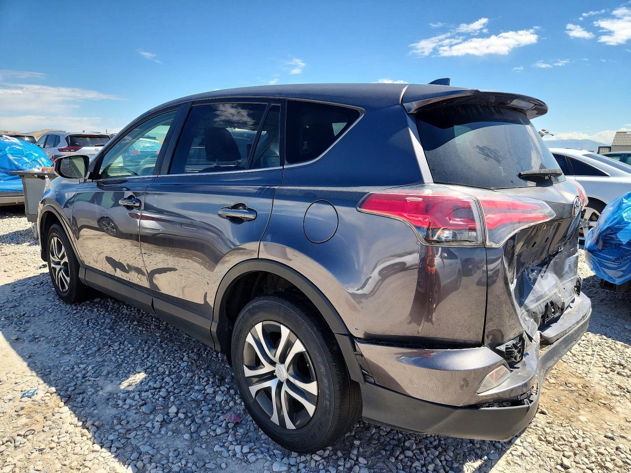 2017 Toyota Rav4 Le - Фото 2