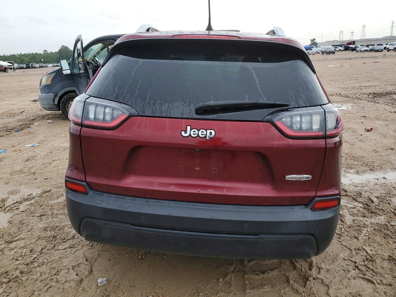 2020 Jeep Cherokee Latitude Plus - Image 6
