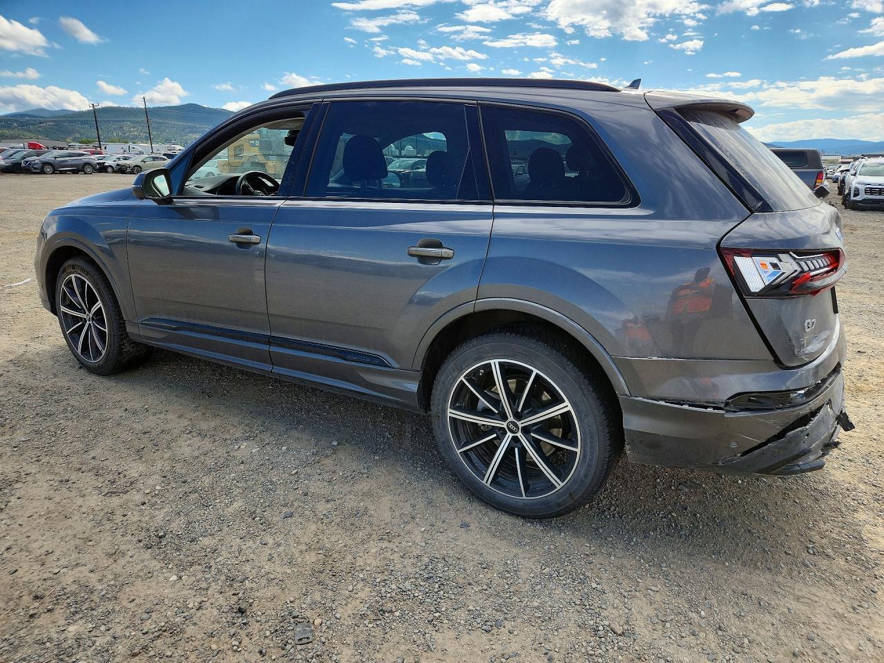 2023 Audi Q7 Premium Plus - Фото 2