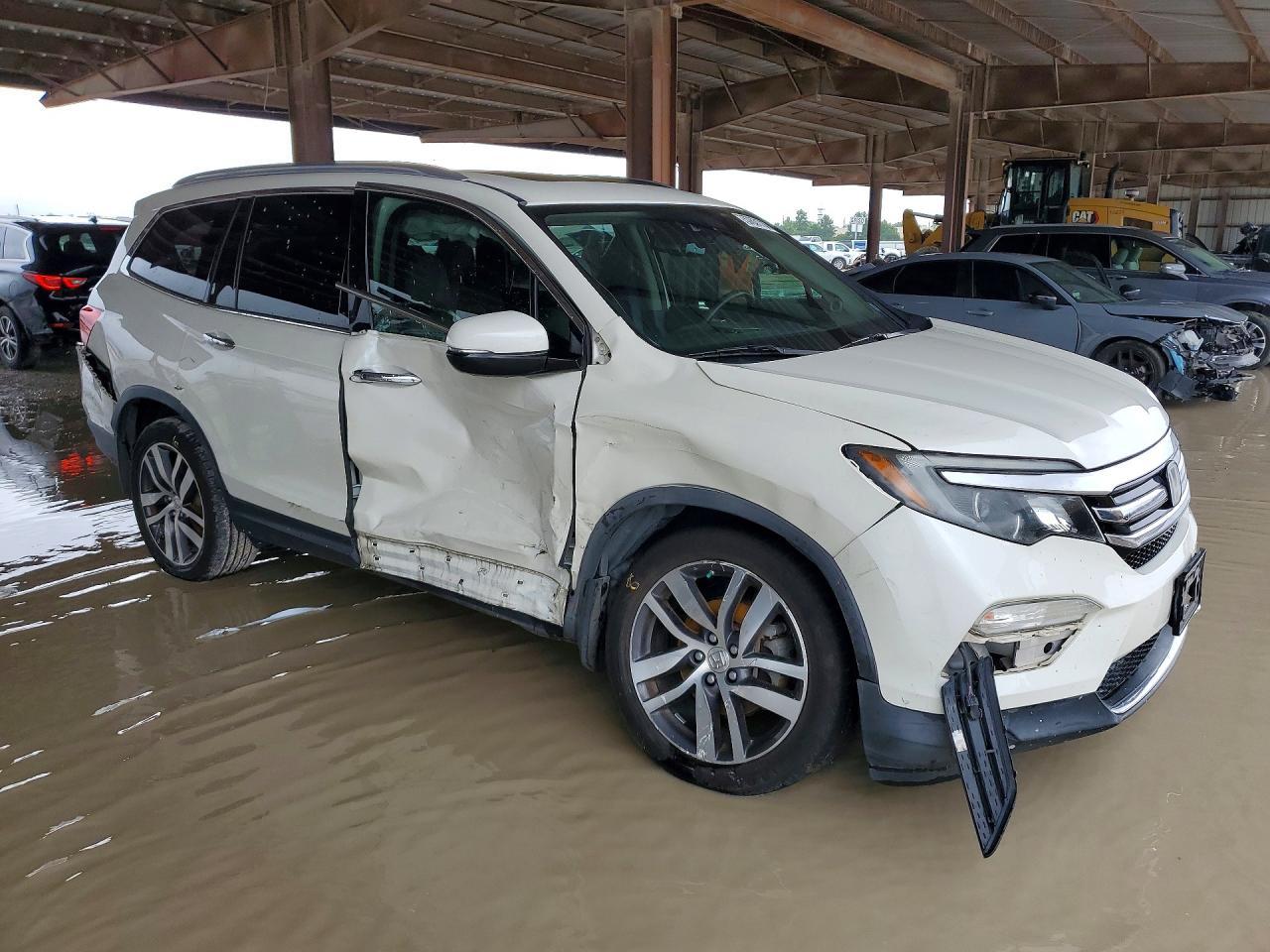 2017 Honda Pilot Elite - Фото 4