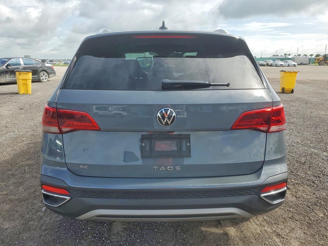 2022 Volkswagen Taos Se - Фото 6