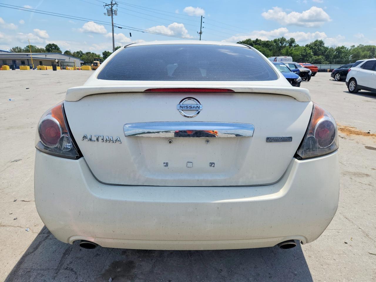 2010 Nissan Altima 2.5 - Фото 6