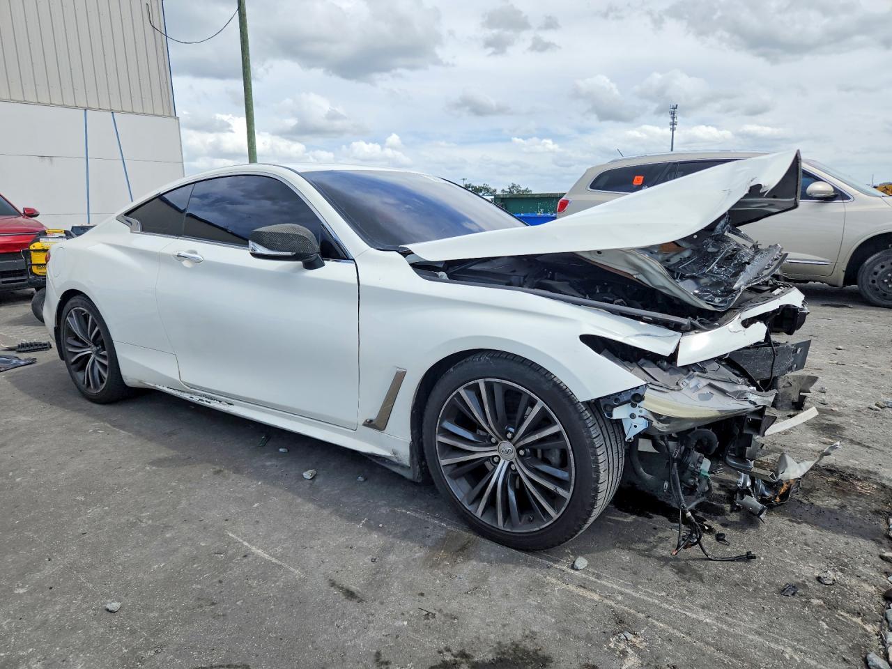 2018 Infiniti Q60 - Фото 4
