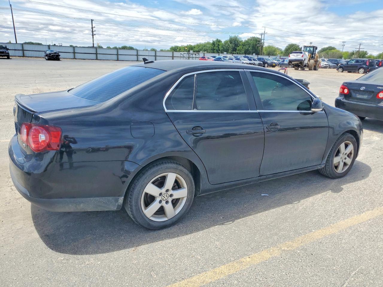 2009 Volkswagen Jetta Se - Фото 3