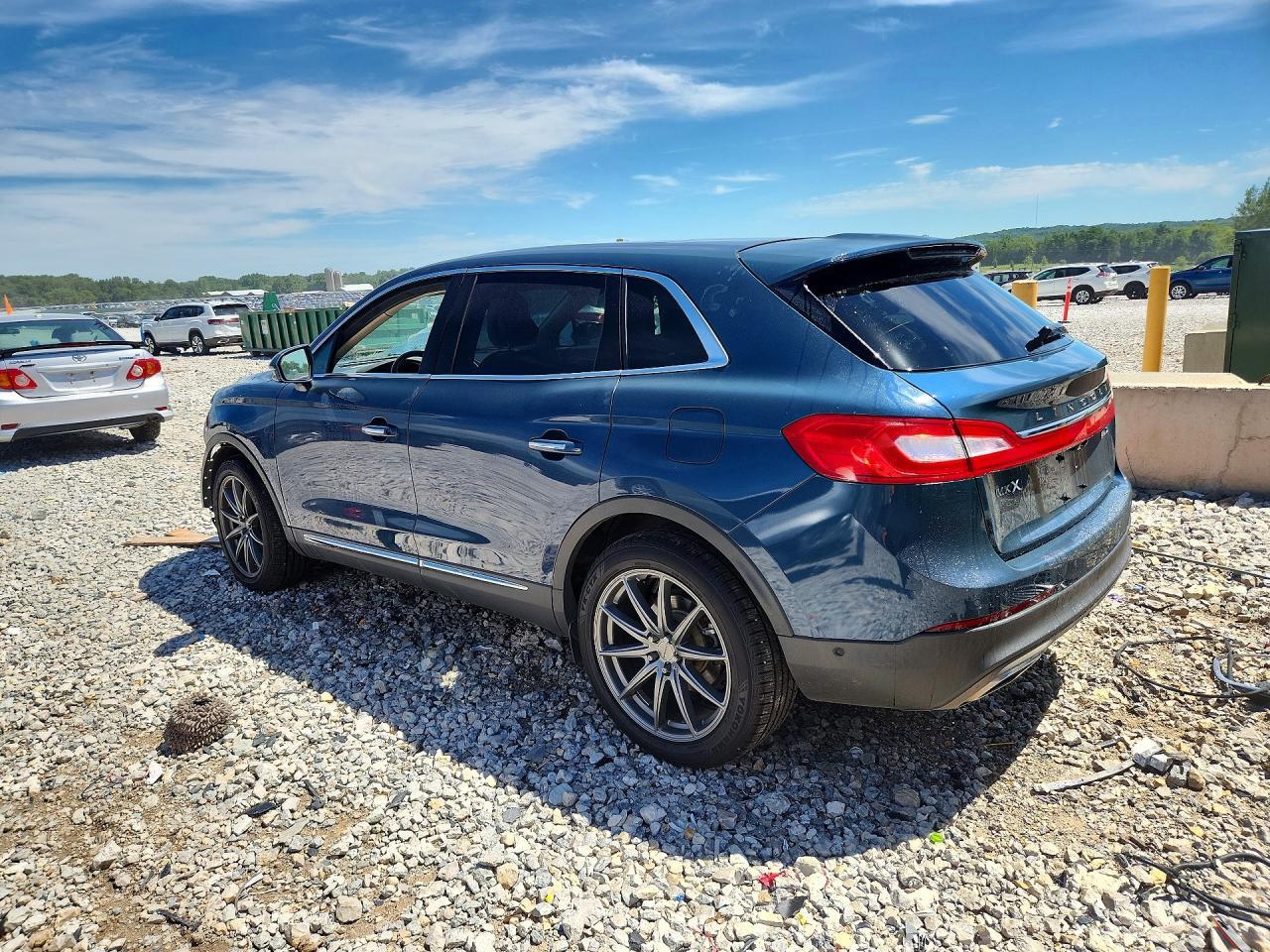 2016 Lincoln Mkx Reserve - Image 2