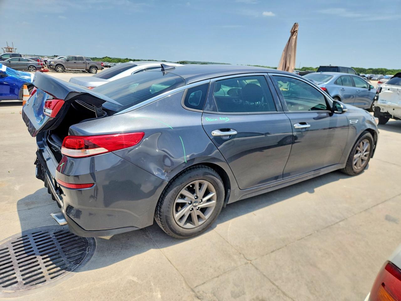 2020 Kia Optima Lx - Image 3