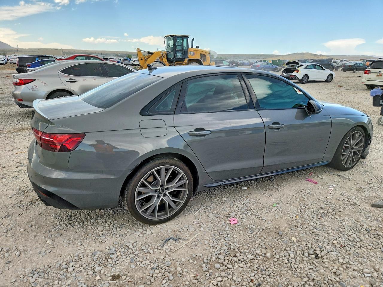 2023 Audi S4 Premium Plus - Фото 3