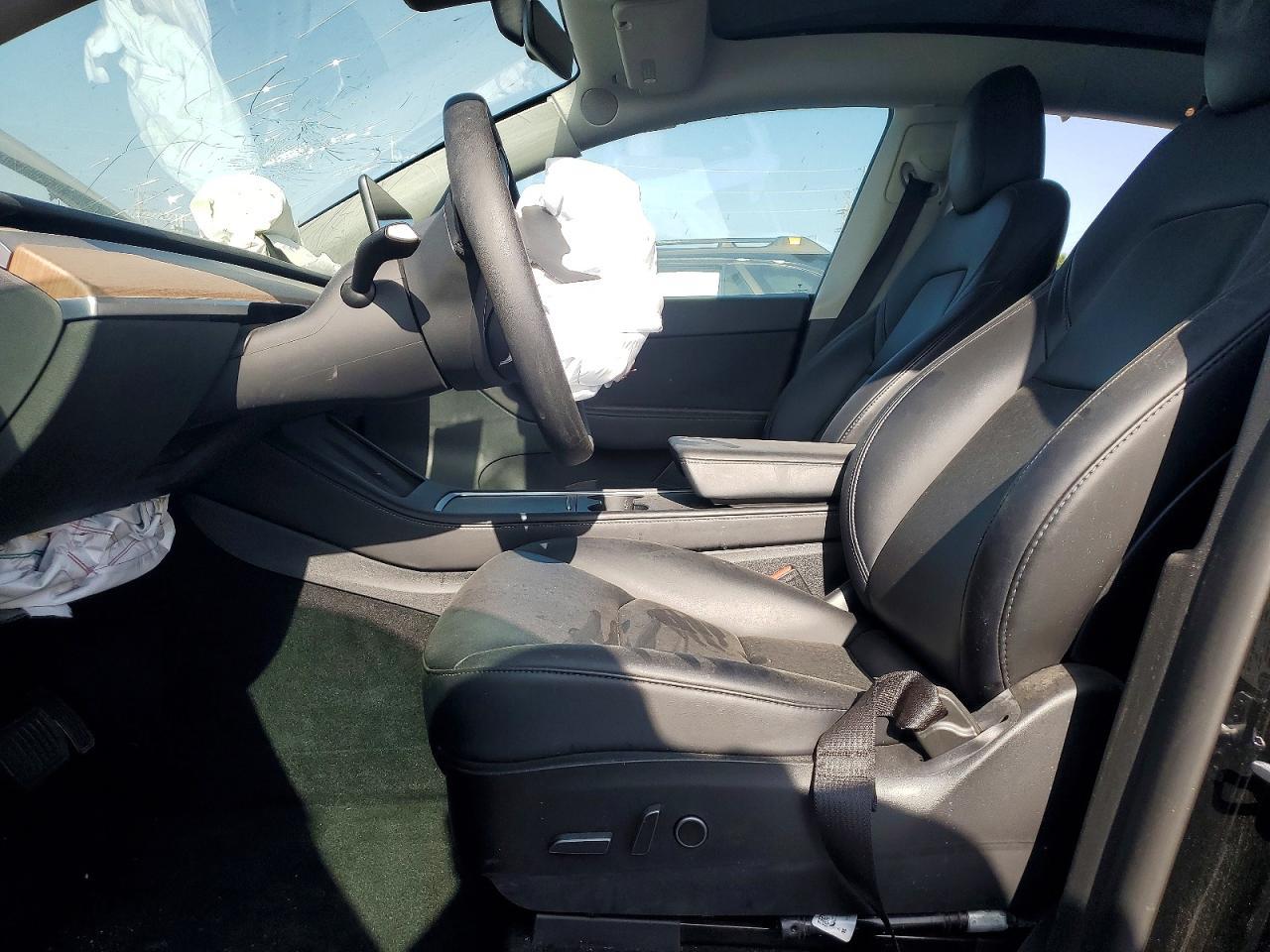 2022 Tesla Model Y - Фото 7