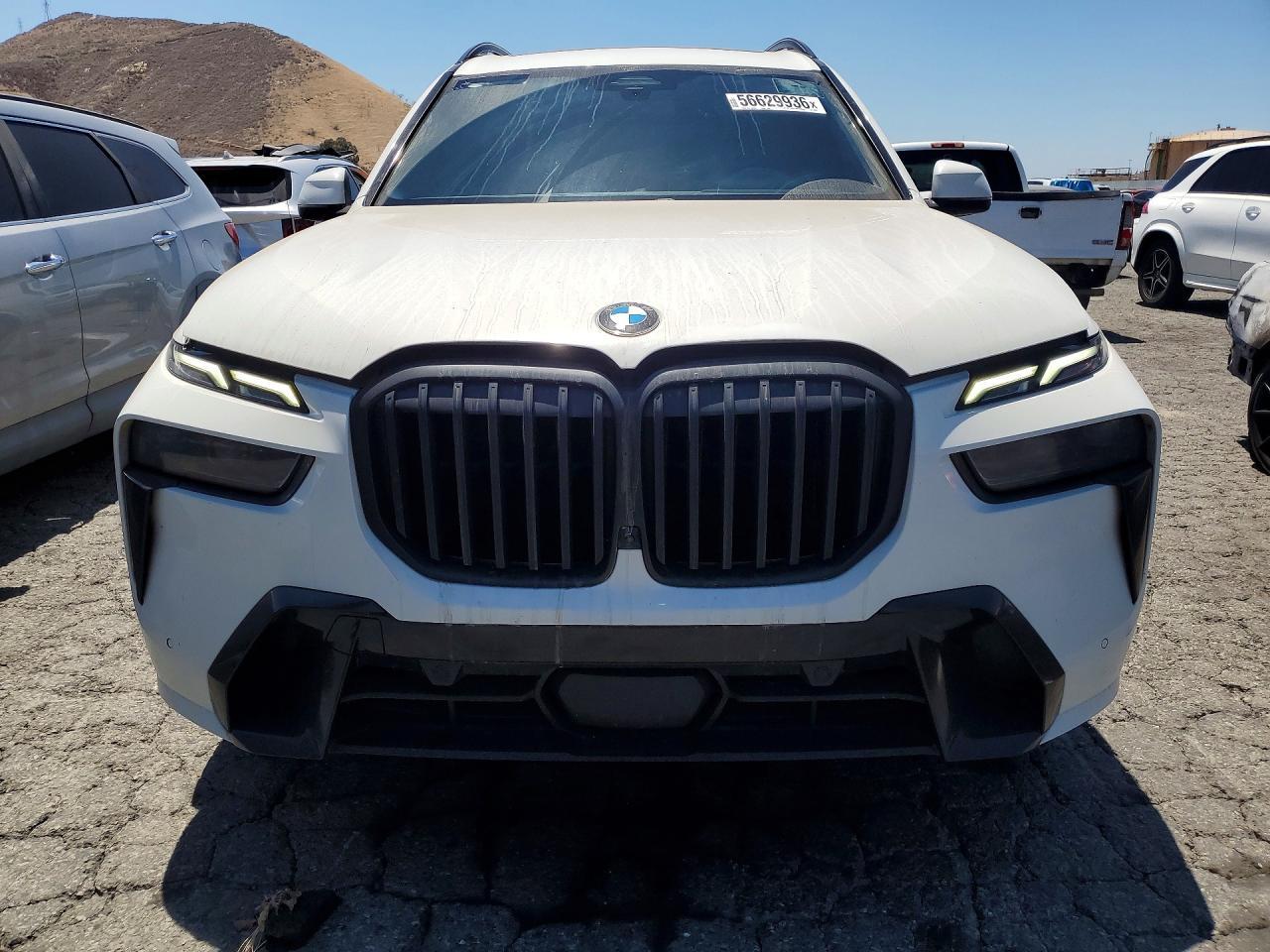 2023 BMW X7 xDrive40I - Фото 5