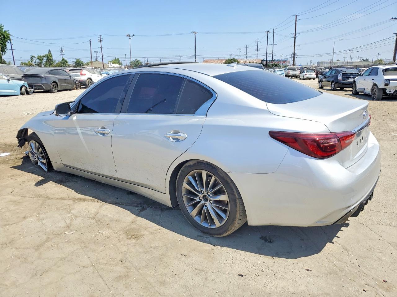 2020 Infiniti Q50 3.0T Luxe - Фото 2