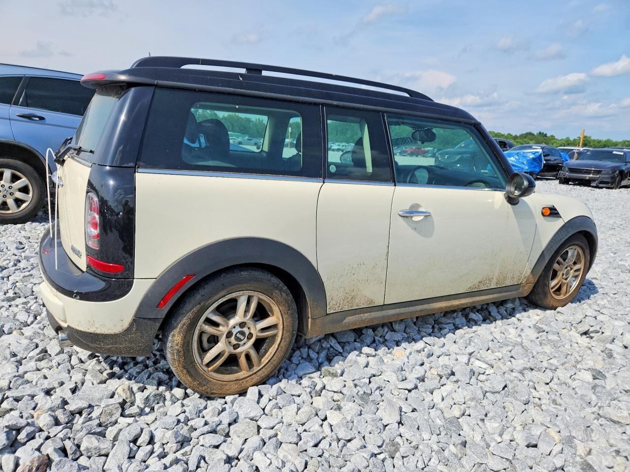 2012 Mini Cooper Clubman - Image 3