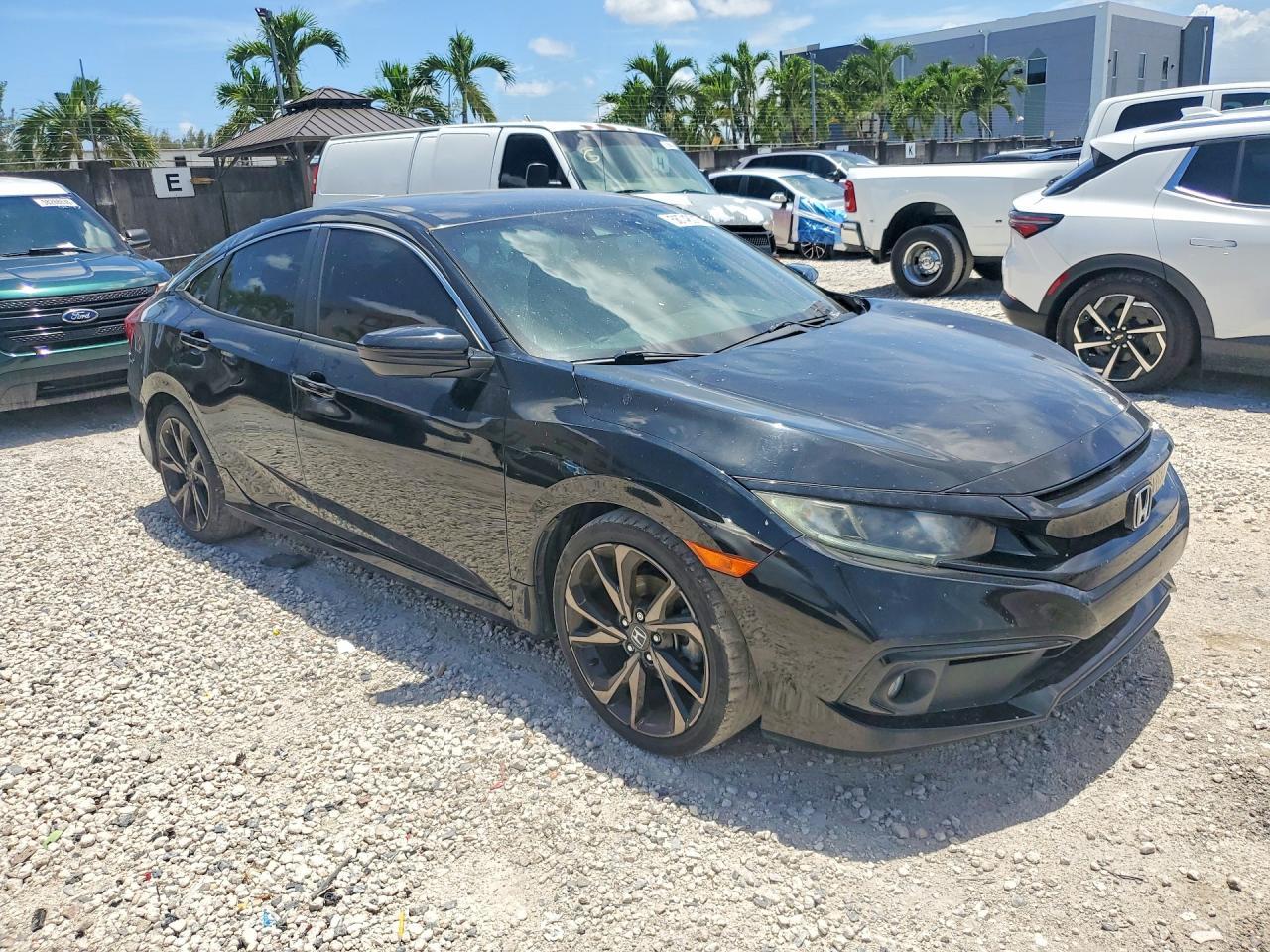 2019 Honda Civic Sport - Фото 4