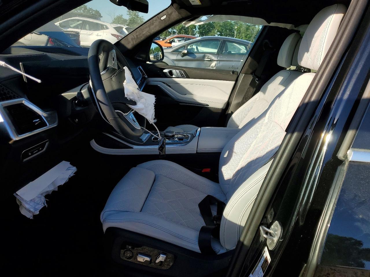 2025 BMW X7 xDrive40I - Фото 7