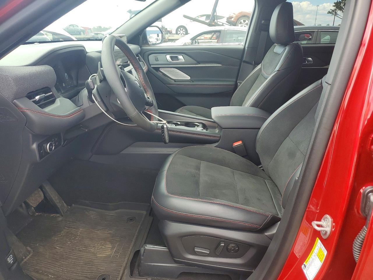 2026 Ford Explorer St - Image 7