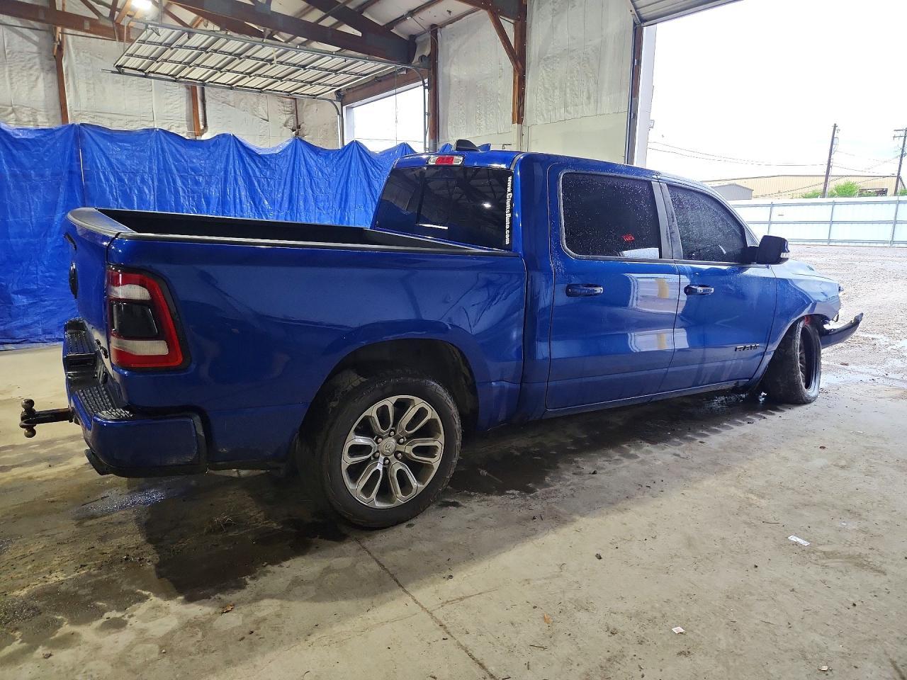 2019 Ram 1500 Rebel - Фото 2