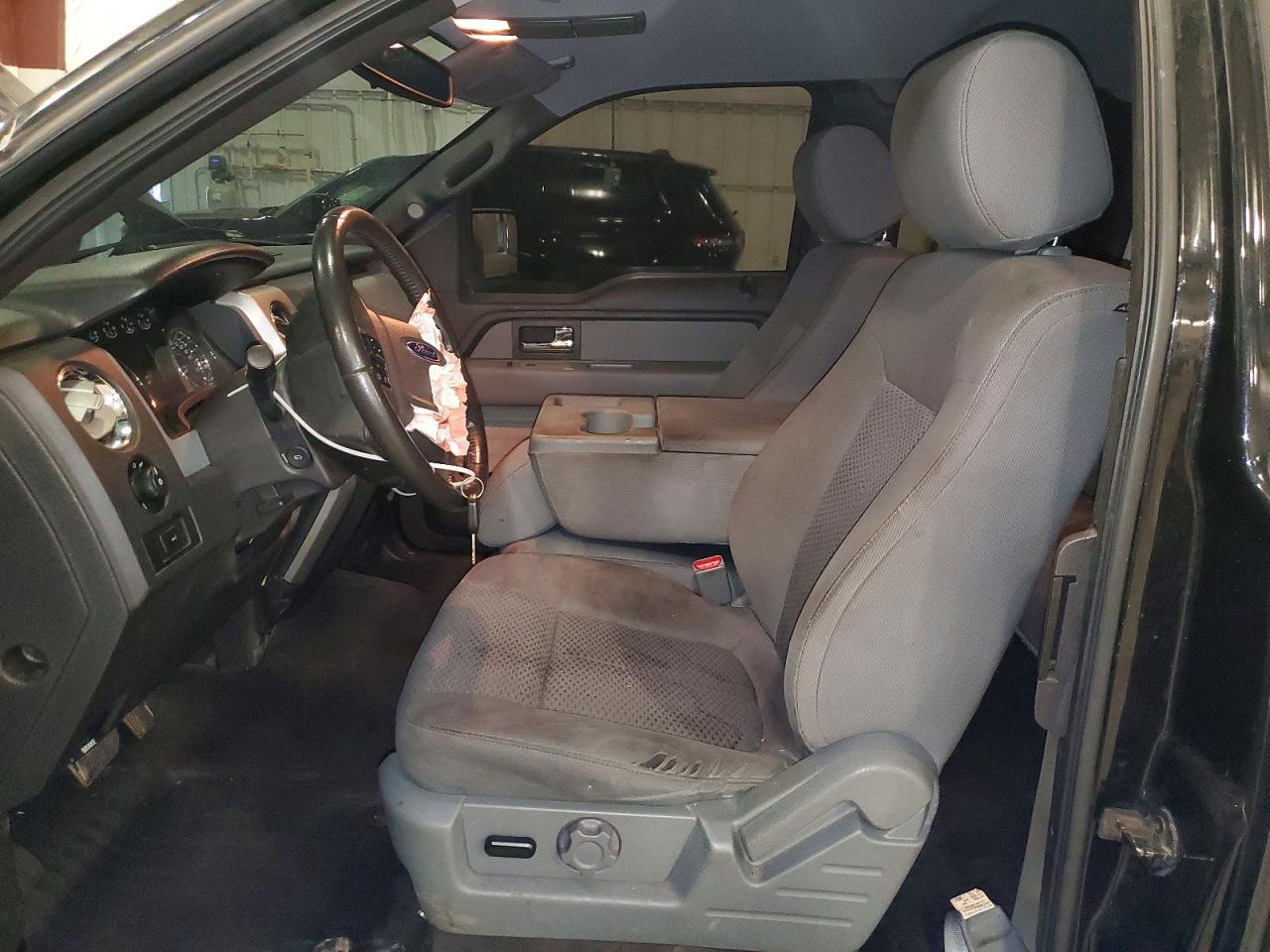 2013 Ford F150 Super Cab - Фото 7