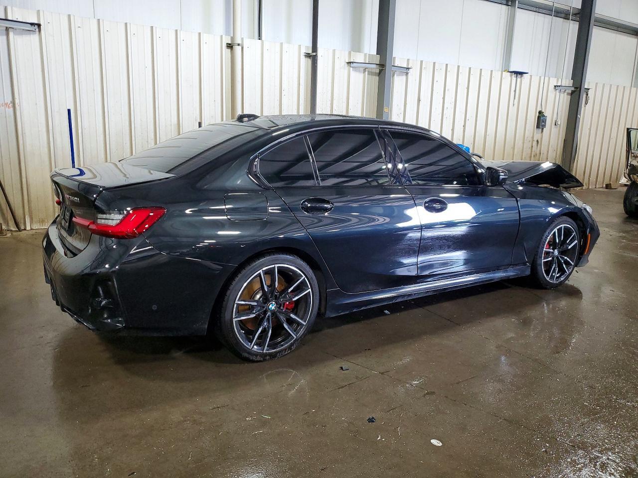 2024 BMW M340Xi - Image 3