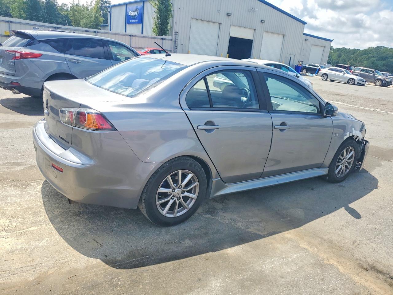 2017 Mitsubishi Lancer Es - Image 3
