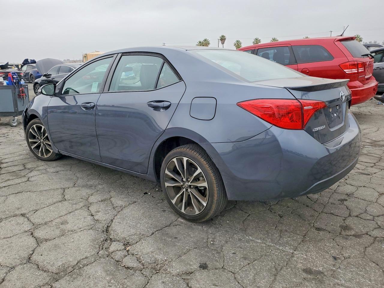 2019 Toyota Corolla Se - Фото 2