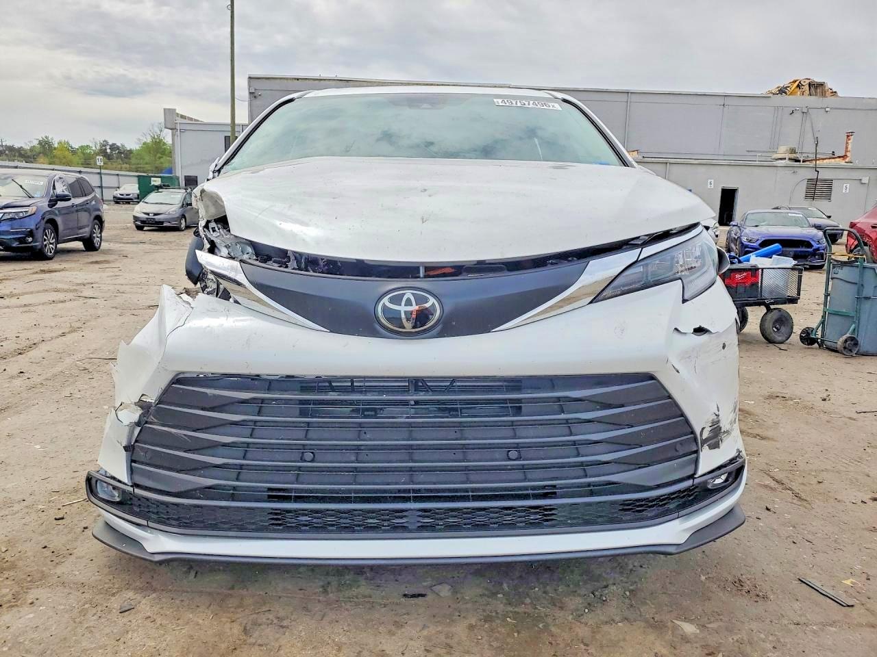 2026 Toyota Sienna Xle 7 Passenger - Фото 5