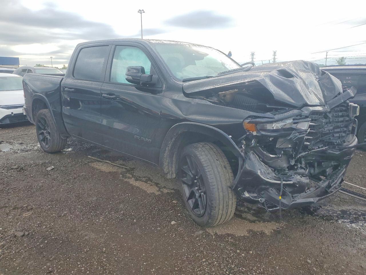 2025 Ram 1500 Laramie - Image 4