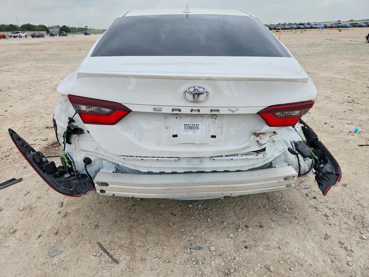 2024 Toyota Camry Se - Фото 6