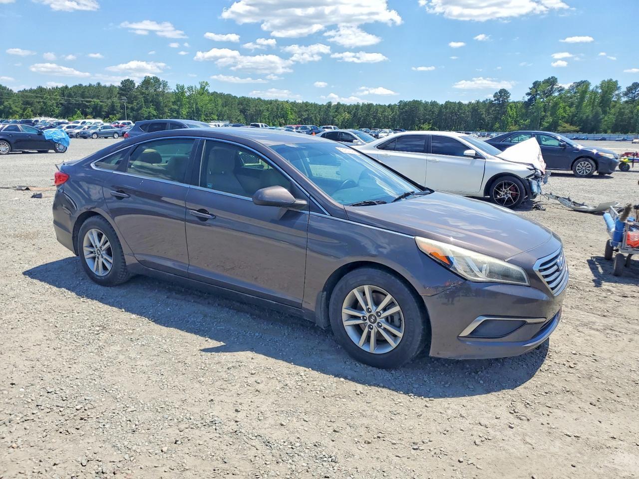 2016 Hyundai Sonata Se - Фото 4